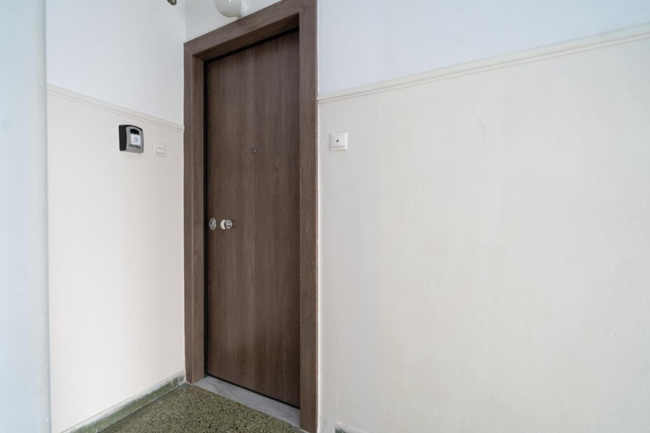Appartamento Athens Experience In Exarchia, Big Terrace Esterno foto